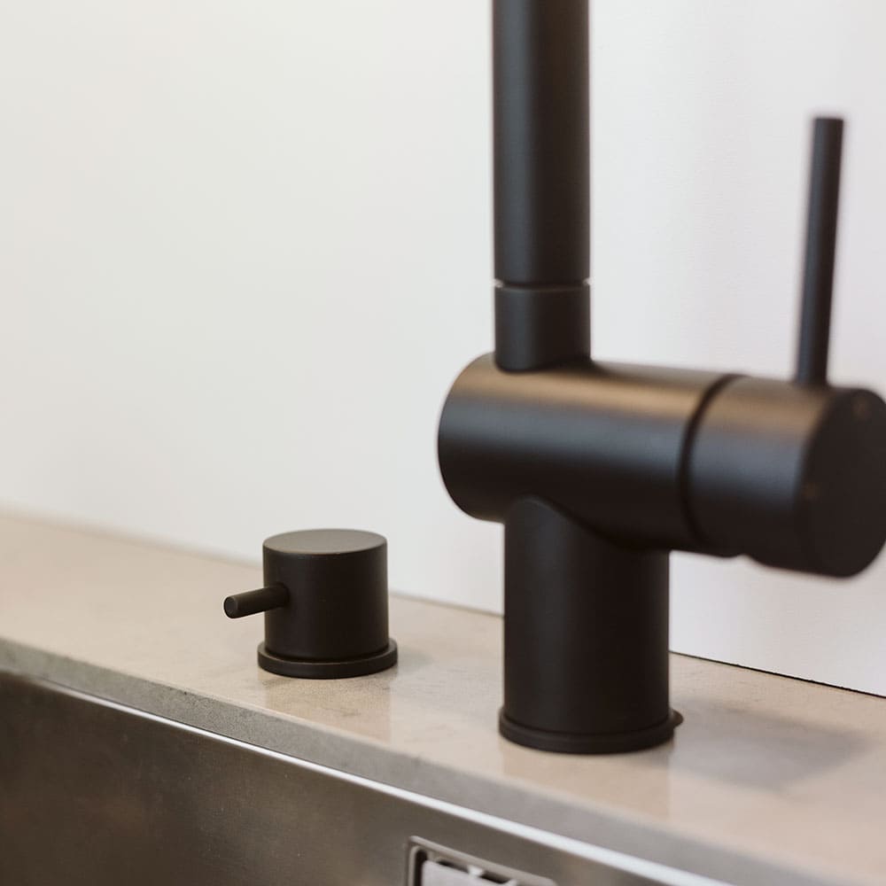 Diskmaskinsavstängning - Mattsvart