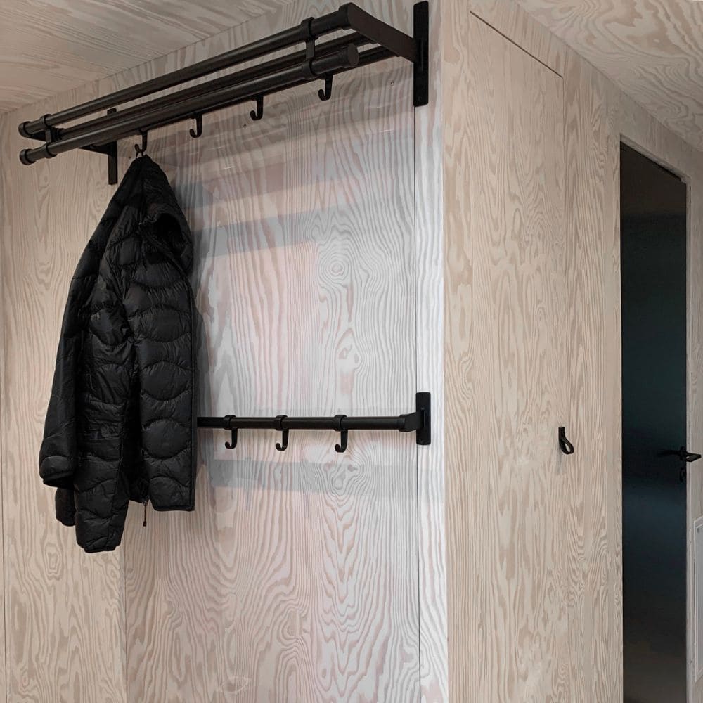 Hatthylla Elegant Plus - 1000mm - Svart