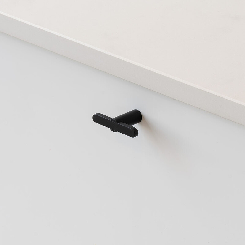 Knopp T Flow - Mattsvart