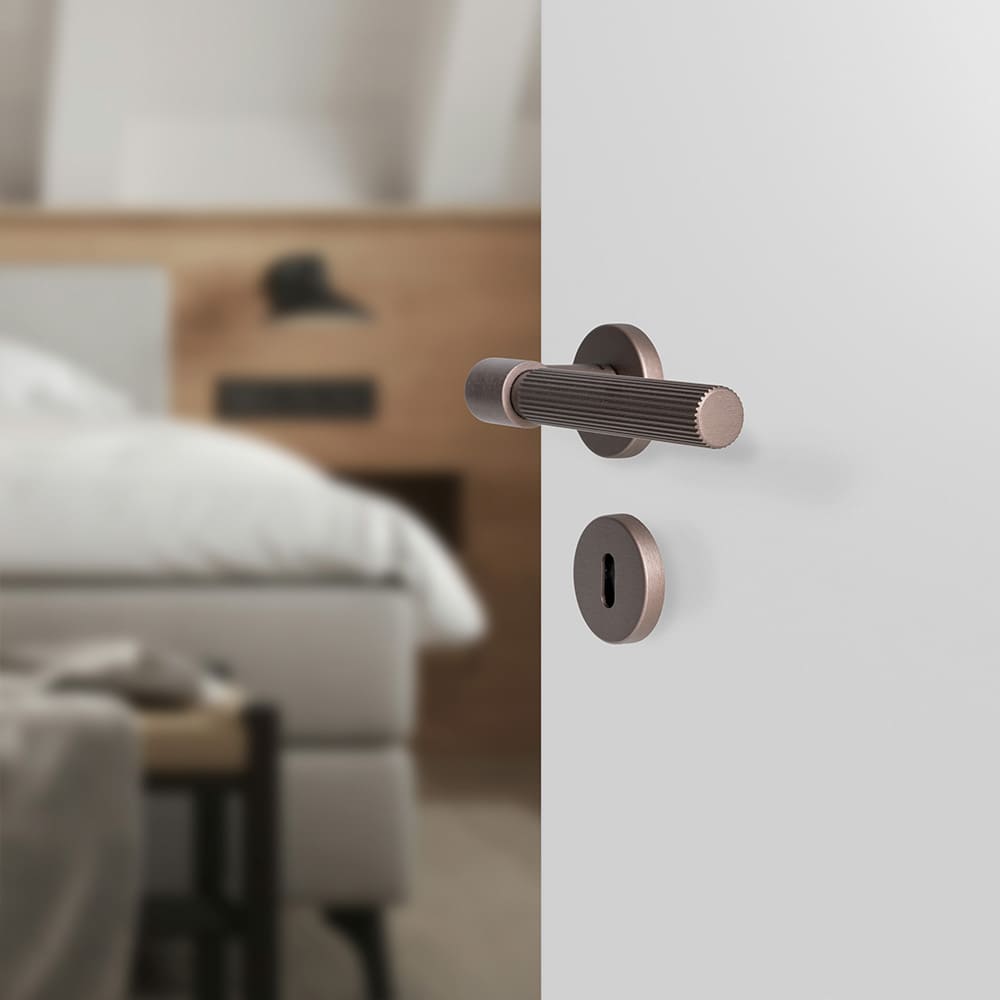 Dörrhandtag Helix 200 Stripe - Mörk Brons