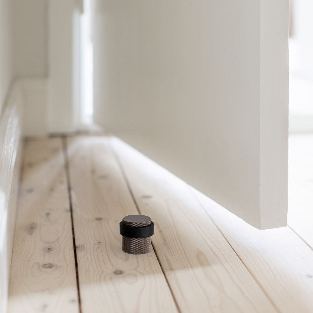 Dörrstopp Helix - Mörk Brons